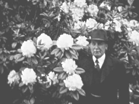 John Young 1938 5243