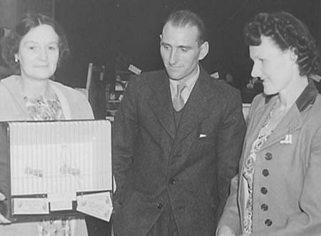 1949 Bird Shows 03