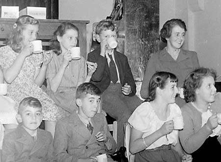 1949 Church Party 07