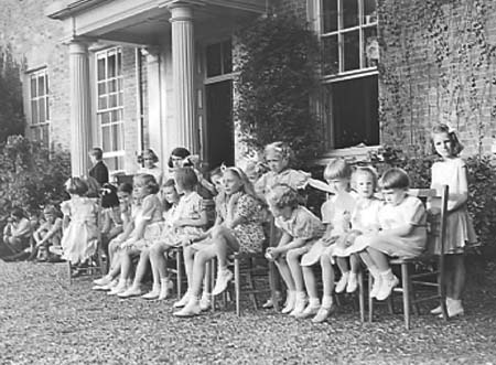 1940 Dance Display 04