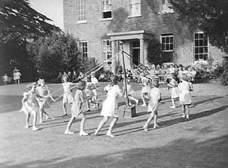 1940 Dance Display 14