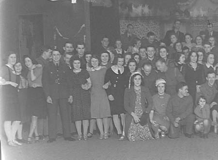 1941 Dance 03