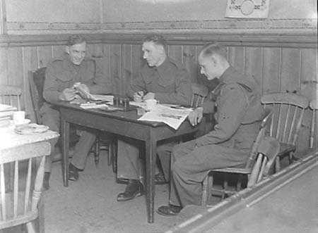 1942 Forces Canteen 02