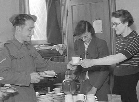 1942 Forces Canteen 05