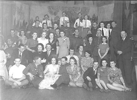1944 Dance 01