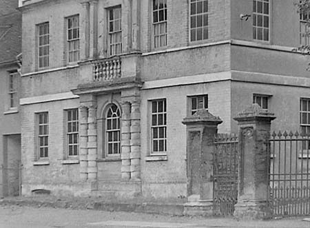 1947 Old Parsonage 02