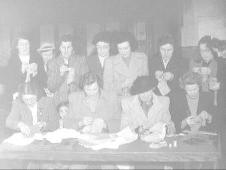 Glove Making 1948.3517