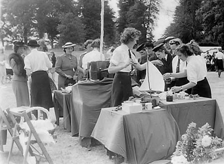 1944 Garden Fete 11