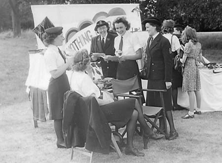 1944 Garden Fete 14