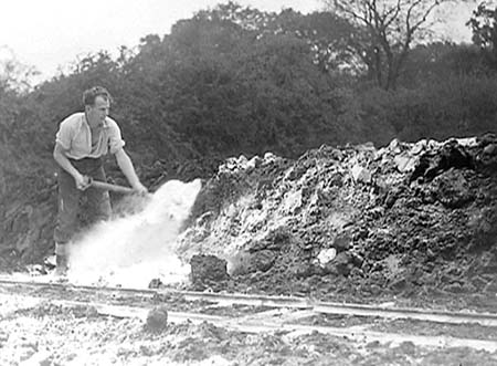 1948 Digging Peat 06